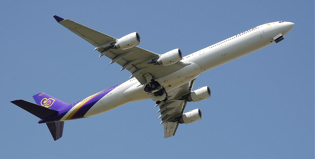 Thai Airways Airbus A340-600 HS-TNA
