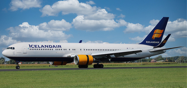 IcelandAir Boeing 767-300