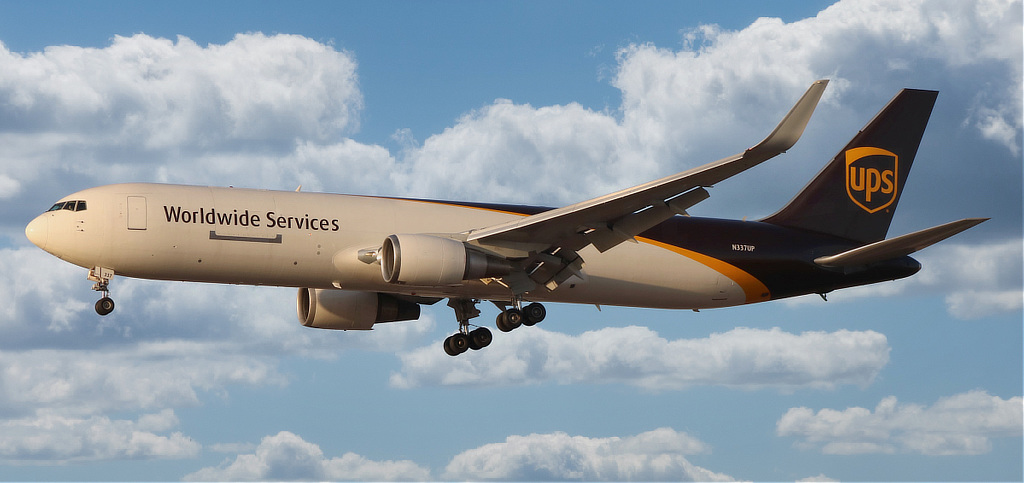 Boeing 767-300F Registration N-337UP of UPS